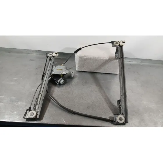 Elevalunas Delantero Izquierdo para Mercedes-Benz Citan Monospace (W415)