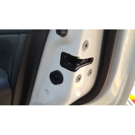 Cerradura Puerta Trasera Derecha para Nissan X-Trail Ii (T31)