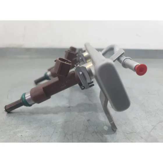 Rampa Inyectora para Nissan Micra V (K14)