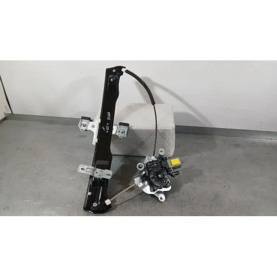 Elevalunas Delantero Izquierdo para Ssangyong Tivoli
