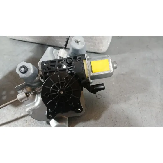 Elevalunas Delantero Izquierdo para Ssangyong Tivoli