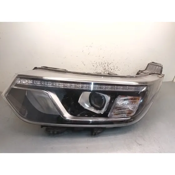 Faro Izquierdo para Ssangyong Tivoli