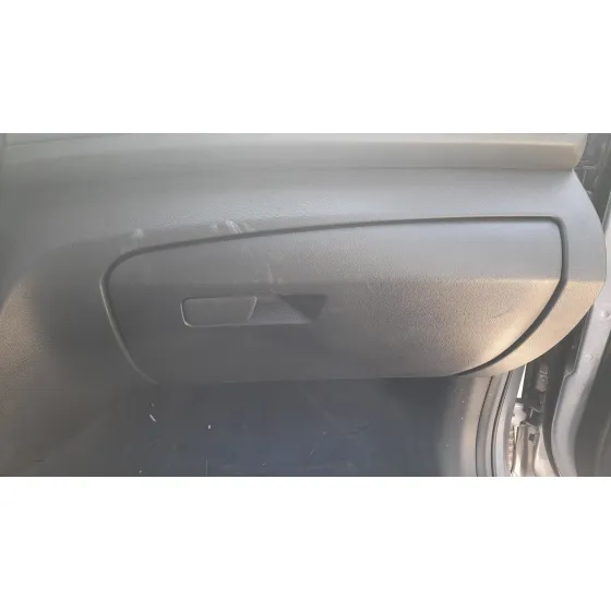 Guantera para Ssangyong Tivoli