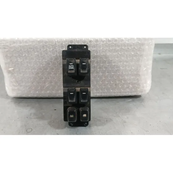 Mando Elevalunas Delantero Izquierdo para Ssangyong Tivoli