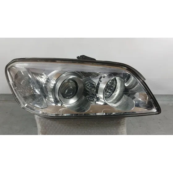 Faro Derecho para Chevrolet Captiva (C100, C140)