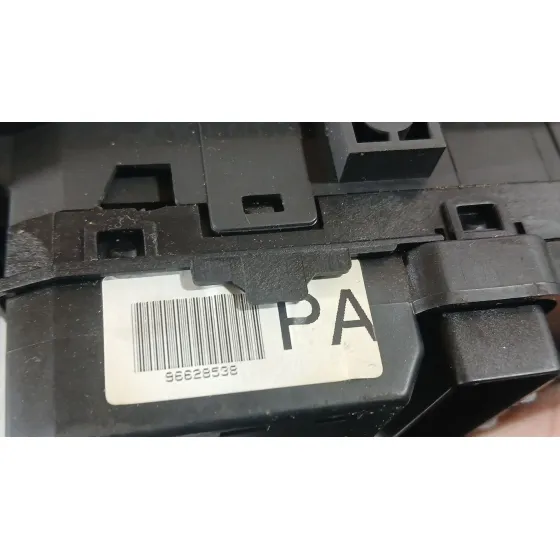 Mando Elevalunas Delantero Izquierdo para Chevrolet Captiva (C100, C140)