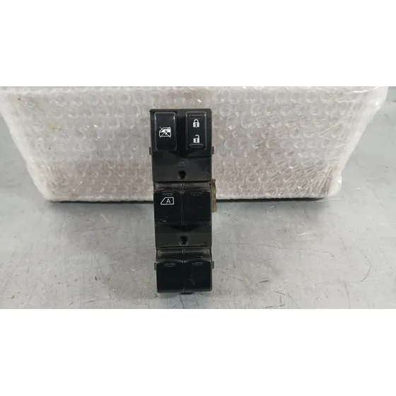 Mando Elevalunas Delantero Izquierdo para Nissan Note (E12)