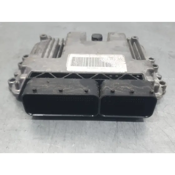 Centralita Motor Uce para Ford Focus Iii