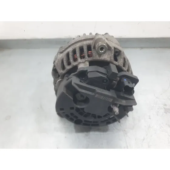Alternador para Nissan Note (E12)