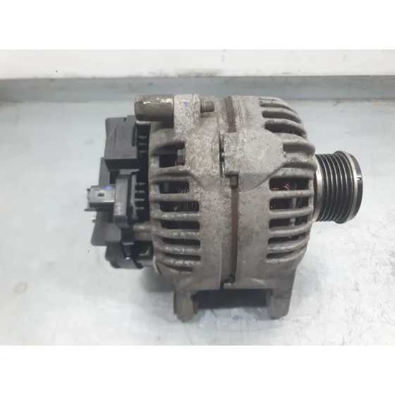 Alternador para Nissan Note (E12)