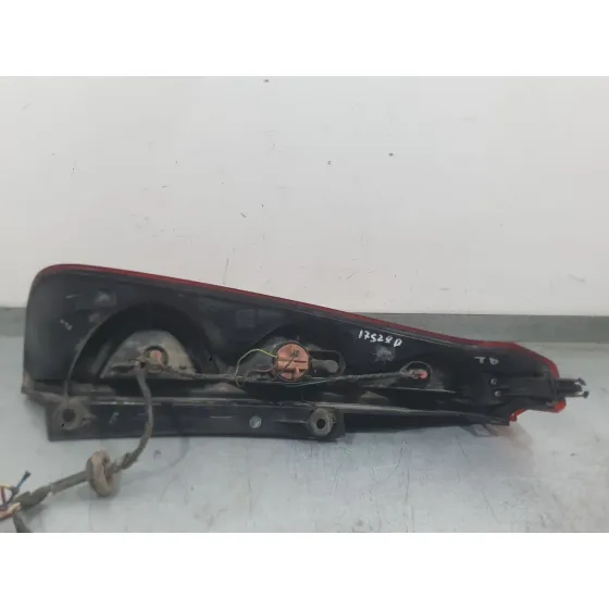 Piloto Trasero Derecho para Nissan Note (E12)