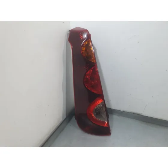 Piloto Trasero Izquierdo para Nissan Note (E12)