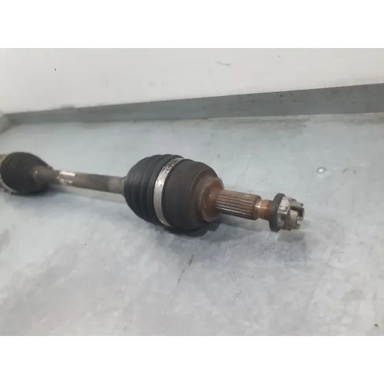 Transmision Delantera Derecha para Nissan Note (E12)