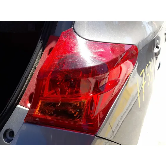 Piloto Trasero Derecho Exterior para Toyota Auris (_E18_)