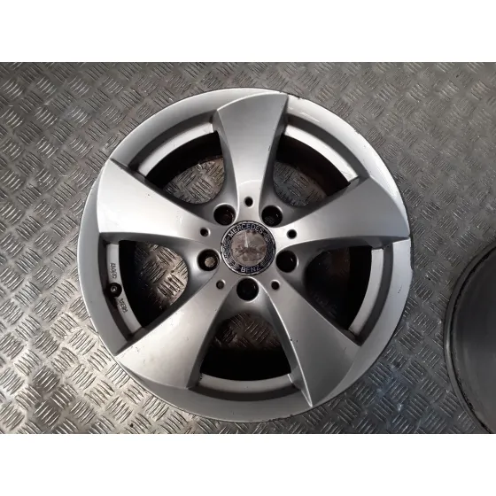 Juego Llantas Aluminio para Mercedes-Benz Clase C (W204) Lim.