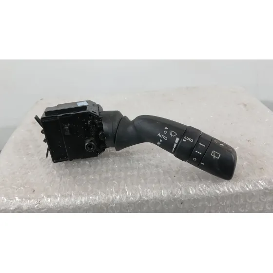 Mando Limpia para Toyota Corolla Ranchera Familiar (_E21_)