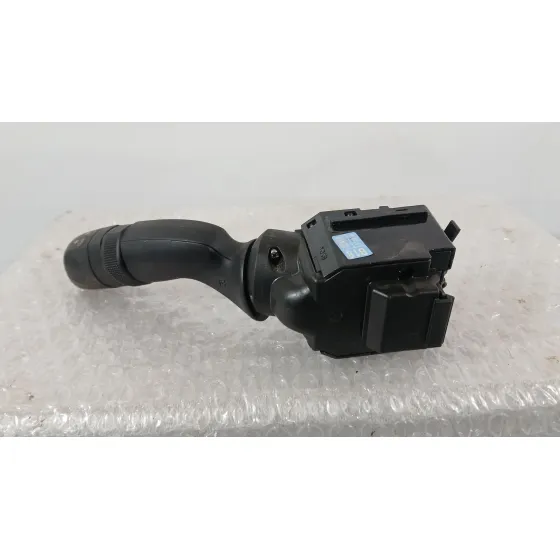 Mando Limpia para Toyota Corolla Ranchera Familiar (_E21_)