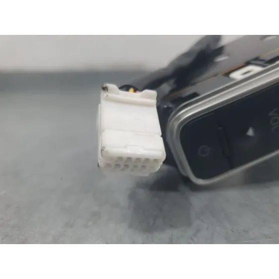 Mando Radio para Nissan Leaf (Ze0)
