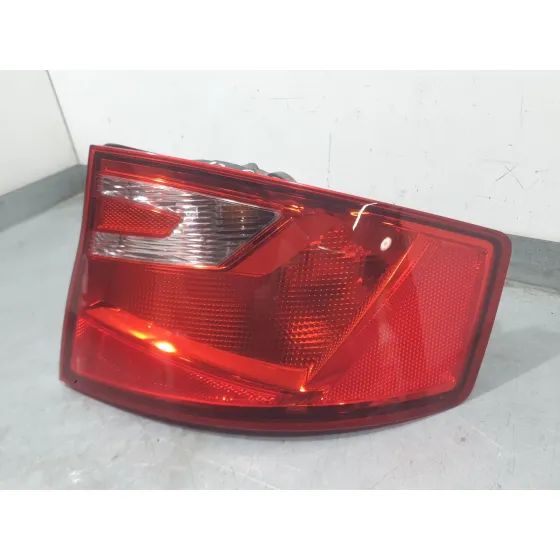 Piloto Trasero Derecho Exterior para Seat Toledo Iv (Kg3)