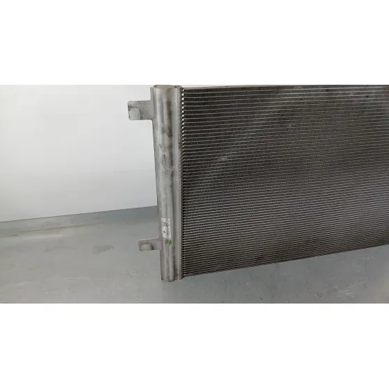 Condensador / Radiador Aire Acondicionado para Mg Zs Suv (Azs1)