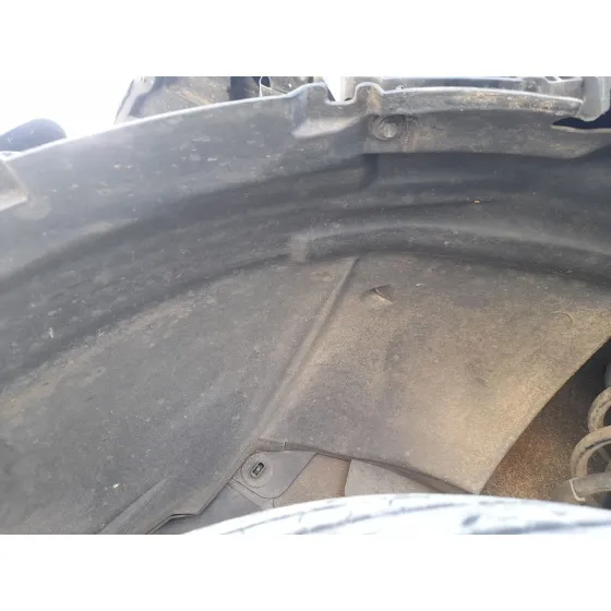 Plastico Pase Rueda Del. Dch. para Dacia Lodgy (Js_)