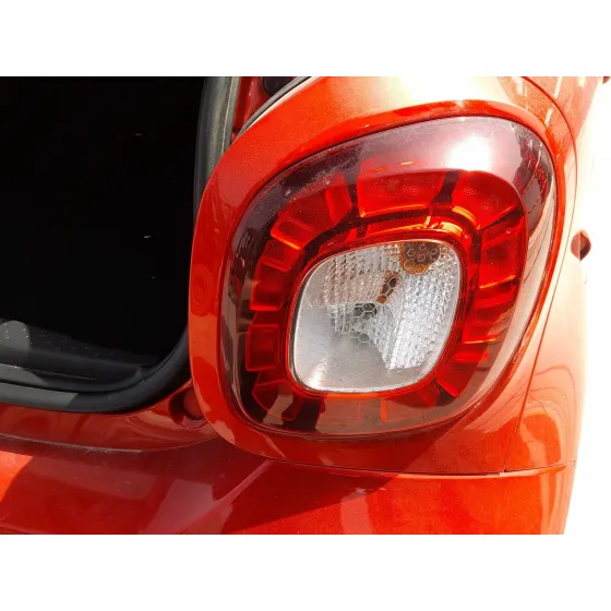 Piloto Trasero Derecho para Smart Forfour Hatchback (453)