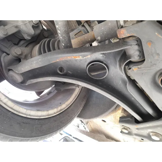 Brazo Suspension Inferior Delantero Derecho para Smart Forfour (454)