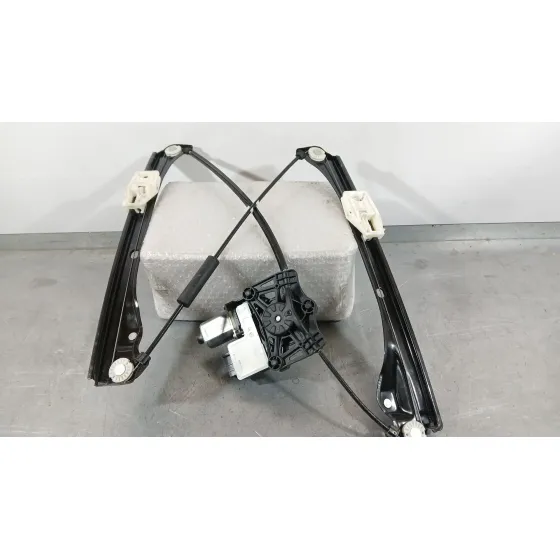 Elevalunas Delantero Derecho para Skoda Fabia Iv (Pj3)