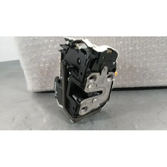 Cerradura Puerta Trasera Izquierda para Mg Mg 4 (Eh32)