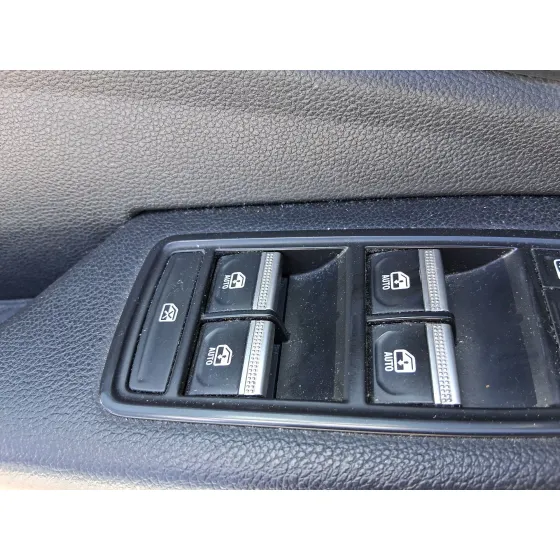 Mando Elevalunas Delantero Izquierdo para Renault Megane E-Tech Suv