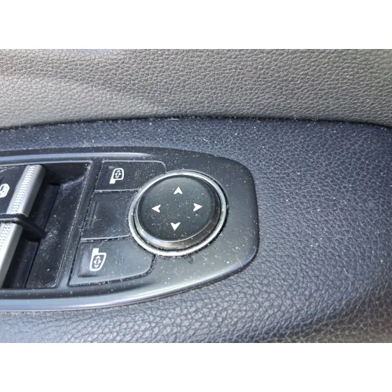 Mando Elevalunas Delantero Izquierdo para Renault Megane E-Tech Suv