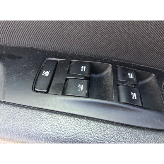 Mando Elevalunas Delantero Izquierdo para Hyundai I40 I (Vf)