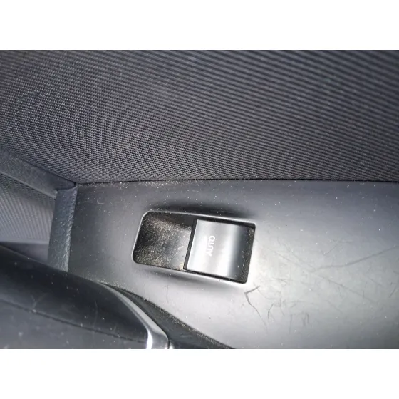 Mando Elevalunas Trasero Derecho para Hyundai I40 I (Vf)