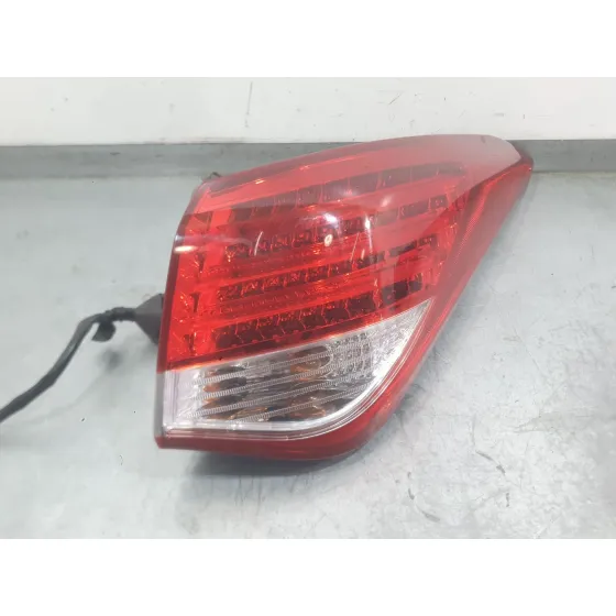 Piloto Trasero Derecho Exterior para Hyundai I40 I (Vf)