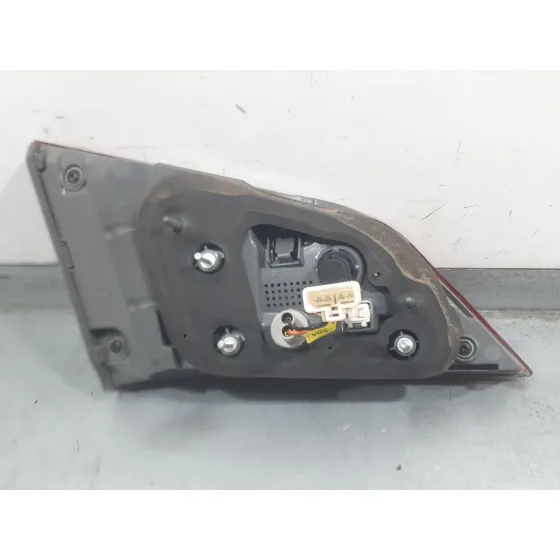 Piloto Trasero Derecho Interior para Hyundai I40 I (Vf)