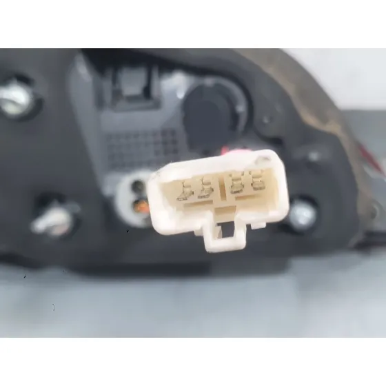 Piloto Trasero Derecho Interior para Hyundai I40 I (Vf)