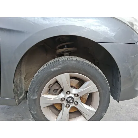 Plastico Pase Rueda Del. Dch. para Hyundai I40 I (Vf)