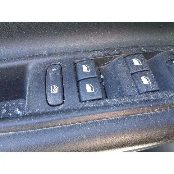 Mando Elevalunas Delantero Izquierdo para Jeep Avenger (Fh1)