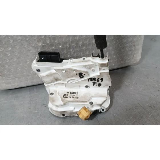 Cerradura Puerta Trasera Derecha para Mg Mg 3 (5Lfp)