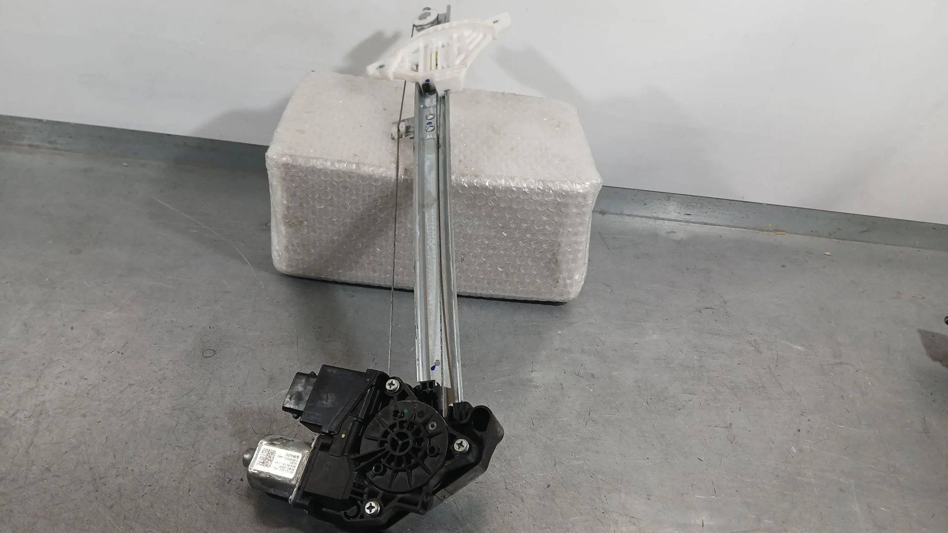 Elevalunas Delantero Izquierdo para Hyundai I20 Iii (Bc3, Bi3)
