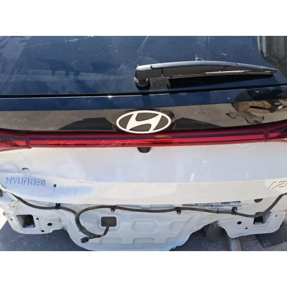 Piloto Trasero Central para Hyundai I20 Iii (Bc3, Bi3)