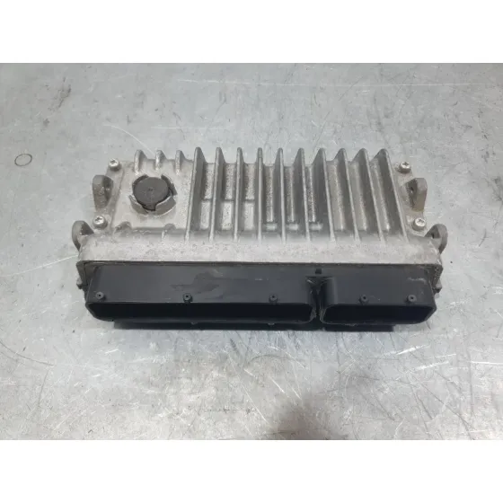 Centralita Motor Uce para Toyota Yaris (_P13_)