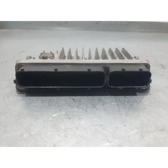 Centralita Motor Uce para Toyota Yaris (_P13_)