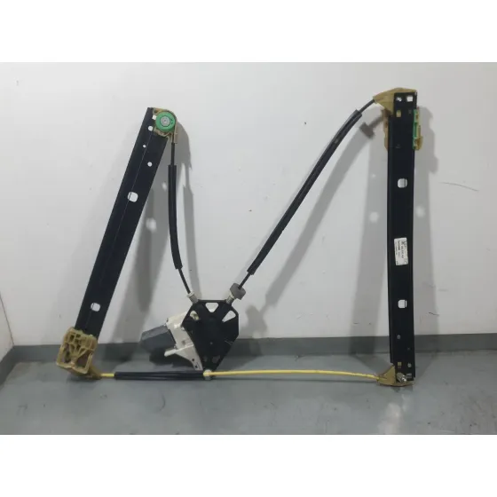 Elevalunas Delantero Derecho para Audi Q3 (8Ub, 8Ug)