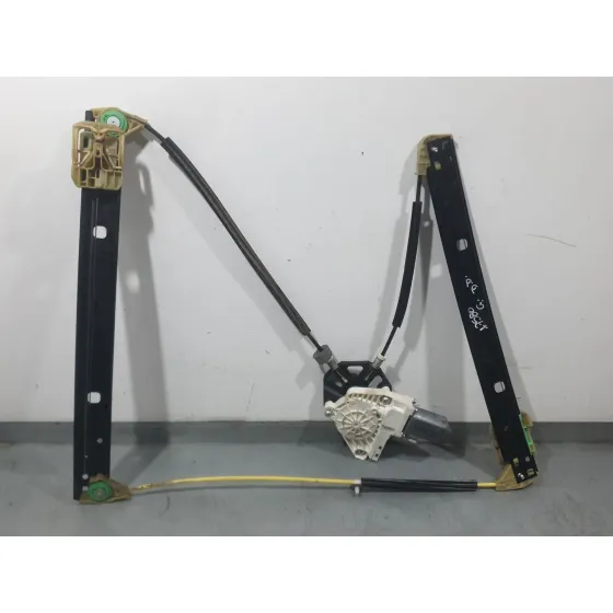 Elevalunas Delantero Derecho para Audi Q3 (8Ub, 8Ug)