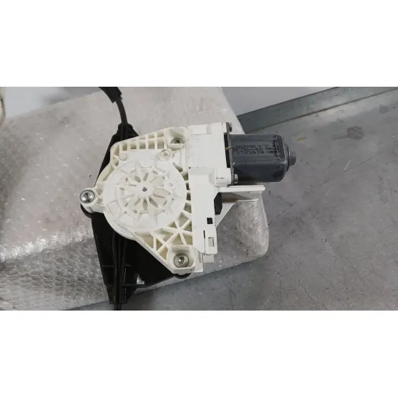 Elevalunas Trasero Derecho para Audi Q3 (8Ub, 8Ug)