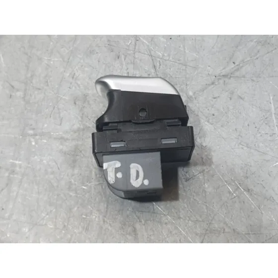 Mando Elevalunas Trasero Derecho para Audi Q3 (8Ub, 8Ug)