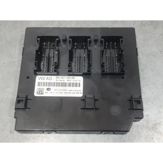 Caja Reles / Fusibles para Audi Q3 (8Ub, 8Ug)
