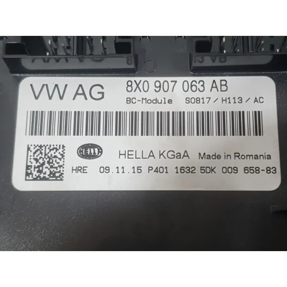 Caja Reles / Fusibles para Audi Q3 (8Ub, 8Ug)