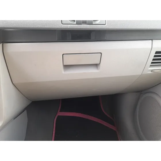 Guantera para Dodge Caliber